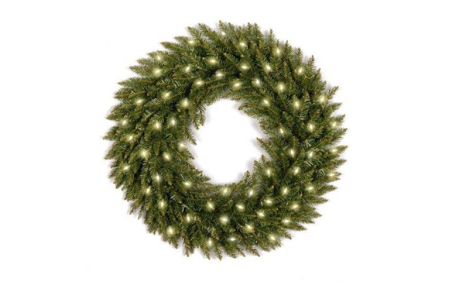  COMPANY 24″ Dunhill Fir Wreath With 50 Clear Lights