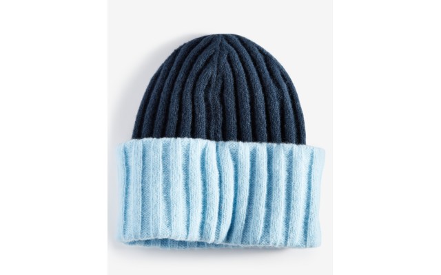 On 34th Women’s Wide-Ribbed Colorblocked Beanie, Blue