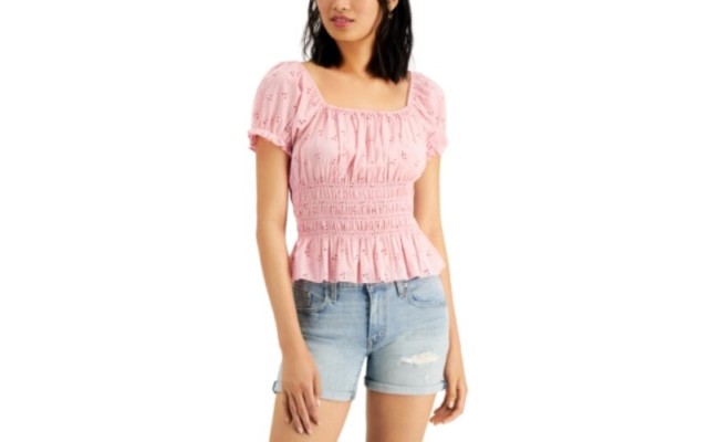  Juniors’ Smocked Puff-Sleeve Eyelet Top, Zephyr, Large