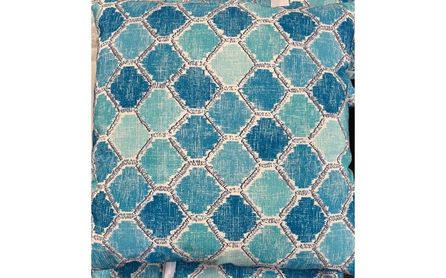  2-pack Daytona Blue Hexagon Printed Decorative Pillows, 20×20