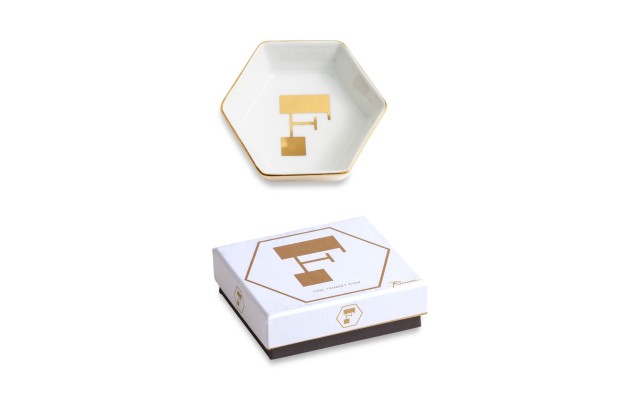  Character Tray, F