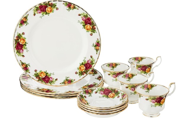  Old Country Roses 12-Piece Dinnerware Set, Multi