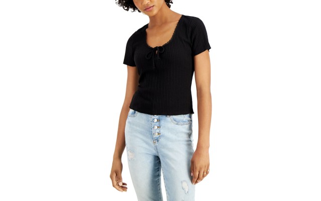  Juniors’ Tie-Front Keyhole T-Shirt,X-Small