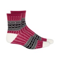 Sun + Stone Mens Aztec Print Holiday Quarter Socks, Red