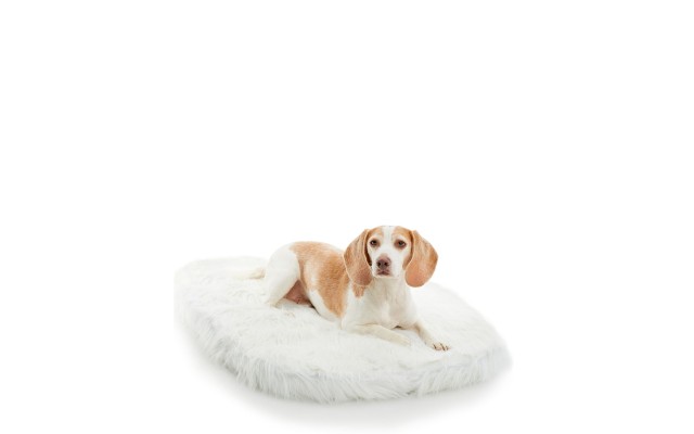 Allied Home Oval Faux Fur Pet Bed,, White