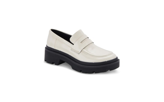 Women’s Saanvi Waterproof Penny Loafers, Beige, 6.5M