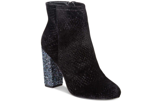  Talcahuano Booties (Black Velvet,  5M)