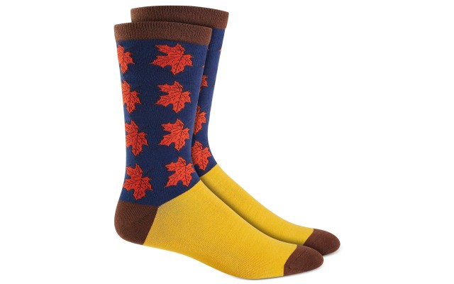  Men’s Holiday Maple Leaves Crew Socks, Yellow/Brown