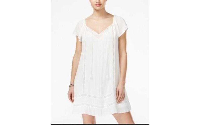  Juniors’ Tassel-Tie Crochet-Trim Shift Dress, White, Medium