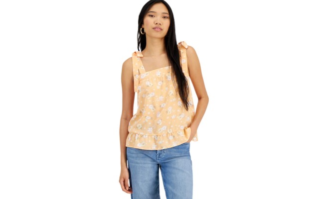  Juniors’ Square-Neck Tie-Strap Smocked Top, Coral, Small