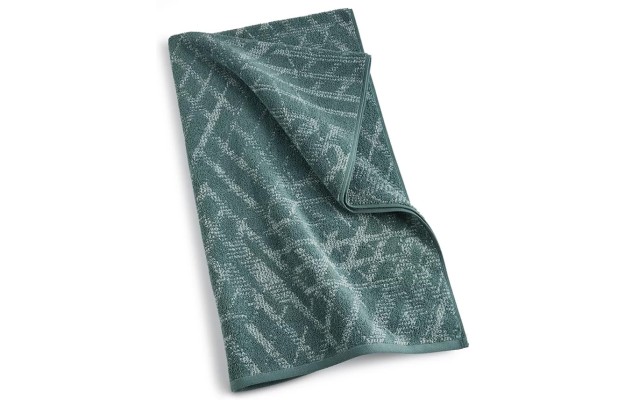 Ultimate Micro Cotton Symmetry 30″ x 56″ Bath Towel, Navy