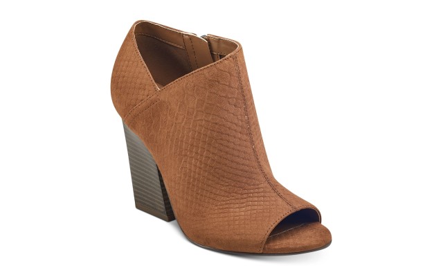 indigo rd. Ivory Booties Women’s Shoes Cocoa Size 7.5 M