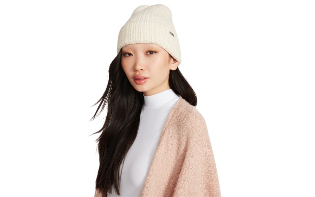  Women’s Embellished Beanie – Ivory