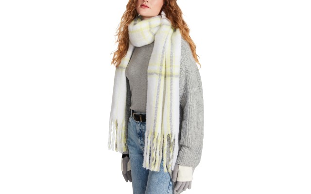  Women’s Plaid Fringe-Trim Scarf – Lime