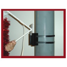 Vickerman 4′ Diamond Snowflake Pole Decoration With 48 Led Lights