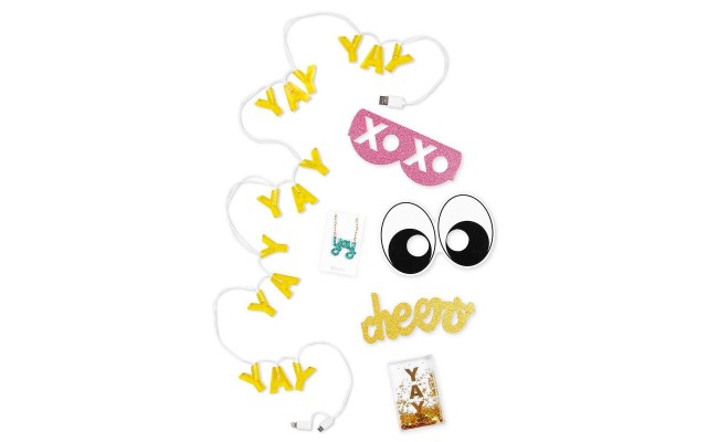  “Yay” Novelty Kit