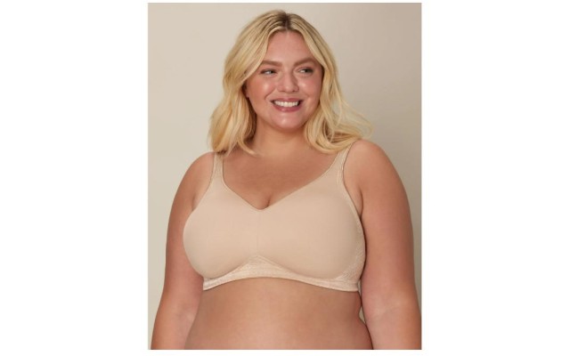  18 Hour Side & Back Smoothing Wirefree Bra TruSUPPORT Women’s, Beige, 36B
