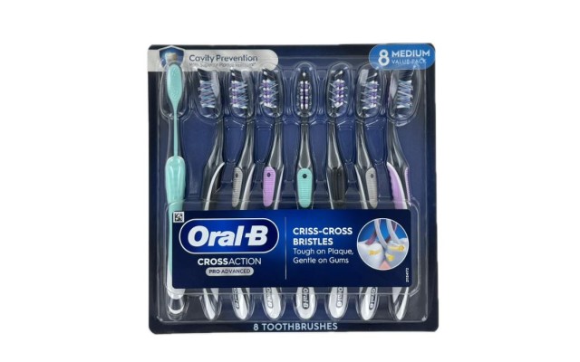 Cross Action Pro Advanced Toothbrush, 8 Count (Medium) Cross Action Pro Advanced Toothbrush, 8 Count (Medium)